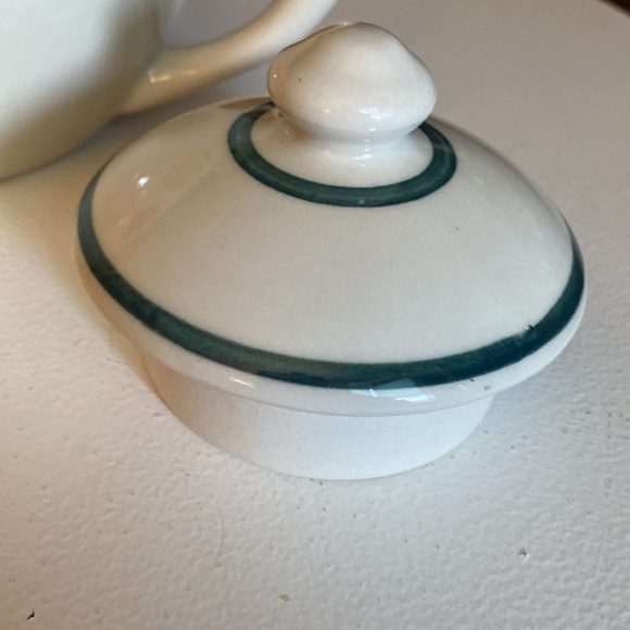 Vintage Hearthstone pottery 6 cup teapot, Apple design. USA. - Picture 2 of 5